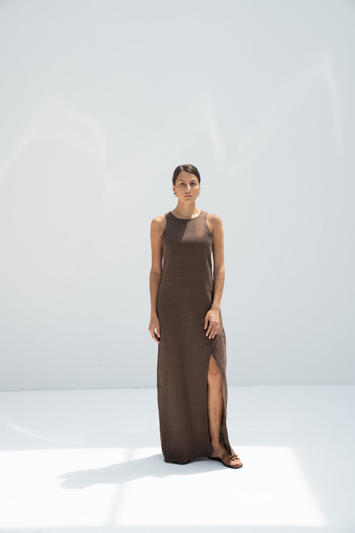 Ava Linen Dress – AURUM