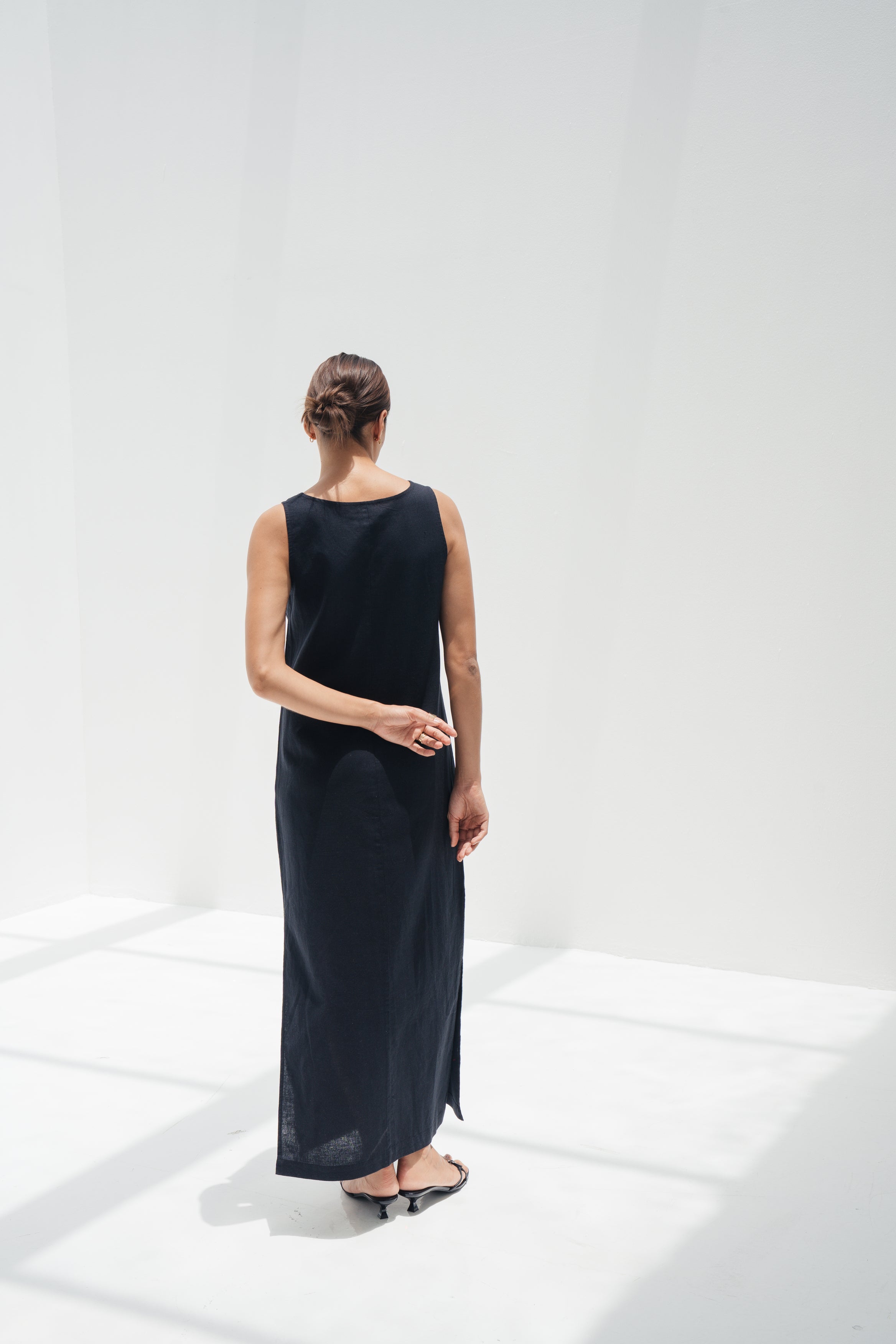 Ara Linen Dress