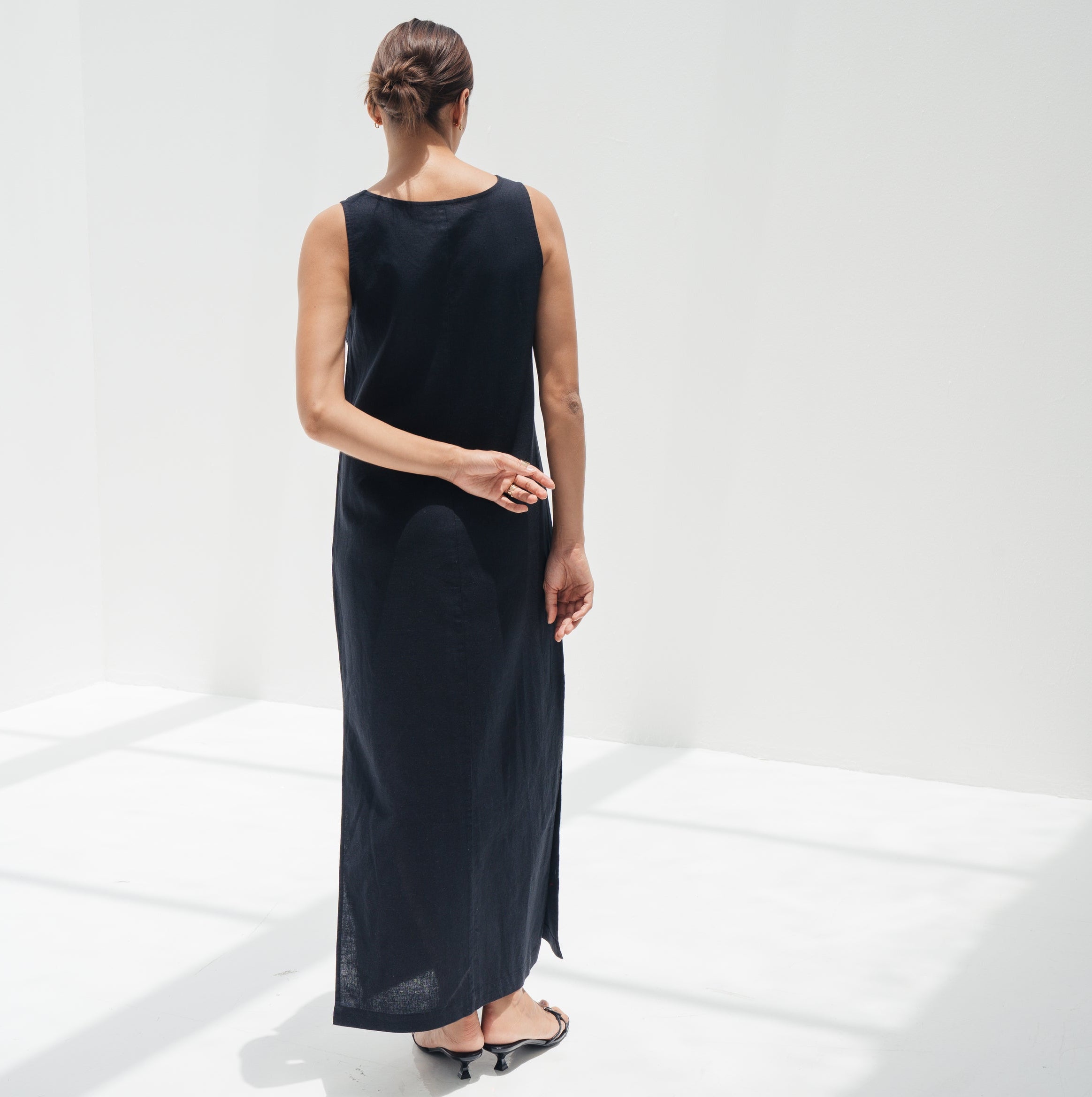 Ara Linen Dress